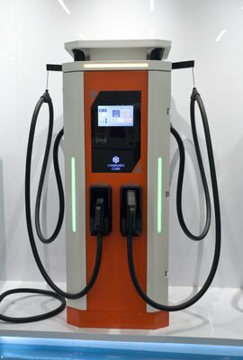 Хорошая цена. 160 кВт двойной пушки CCS2 постоянного тока быстрая зарядка IP54 OCPP1.6J TUV сертифицированный 10-дюймовый сенсорный экран для флотных складов Онлайн